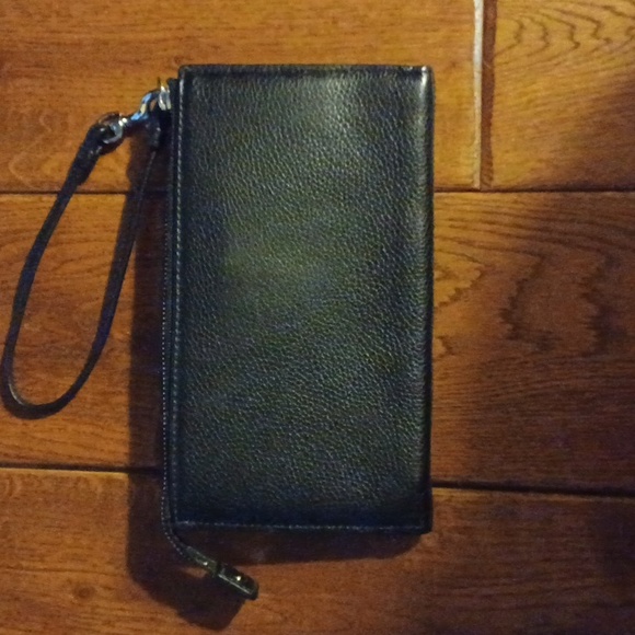 Coach Zippy Wallet - Picture 2 of 3